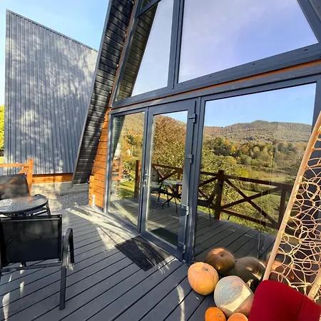 Hill House * Синевир